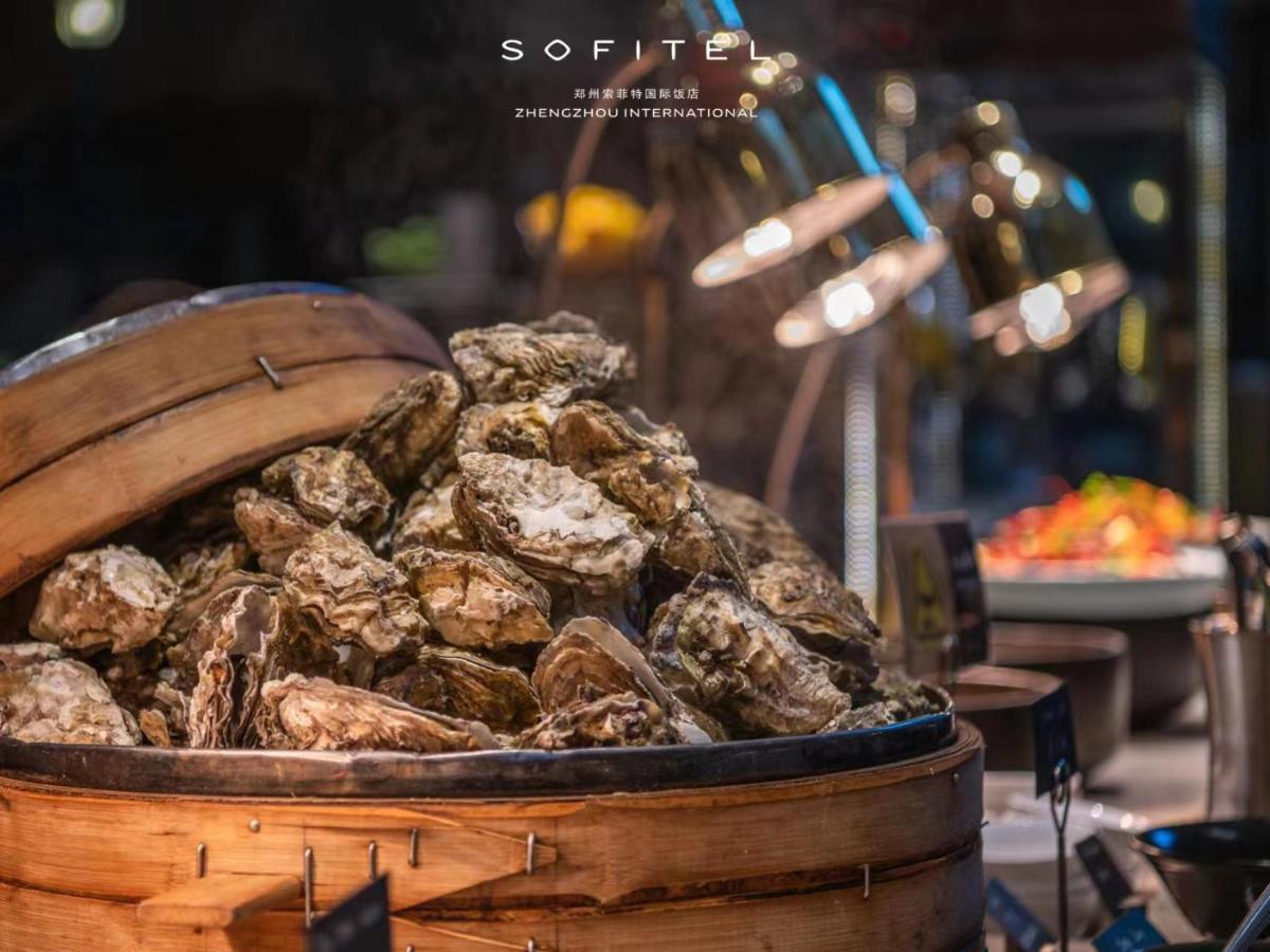 Sofitel Zhengzhou International Hotel Exterior foto